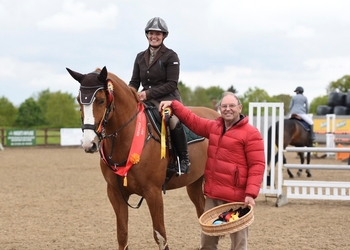 Louise Hoyle scoops top spot in the Nupafeed Supplements Senior Discovery Second Round at Dean Valley Equestrian Centre